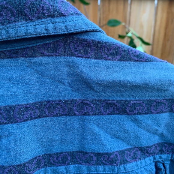 Vintage “In Private” multi print shirt. - Picture 4 of 7